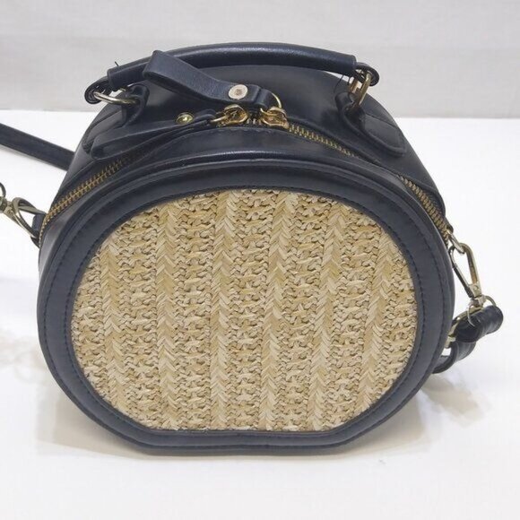 Shein Double Zipper Straw Circle Bag Shoulder Bag PU Leather Removable Strap EUC - Picture 7 of 10